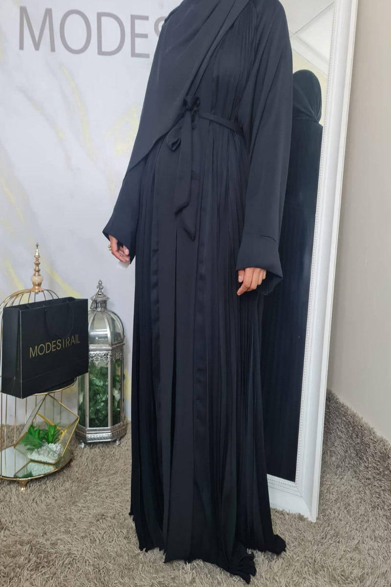 Black Pleated front open Abaya