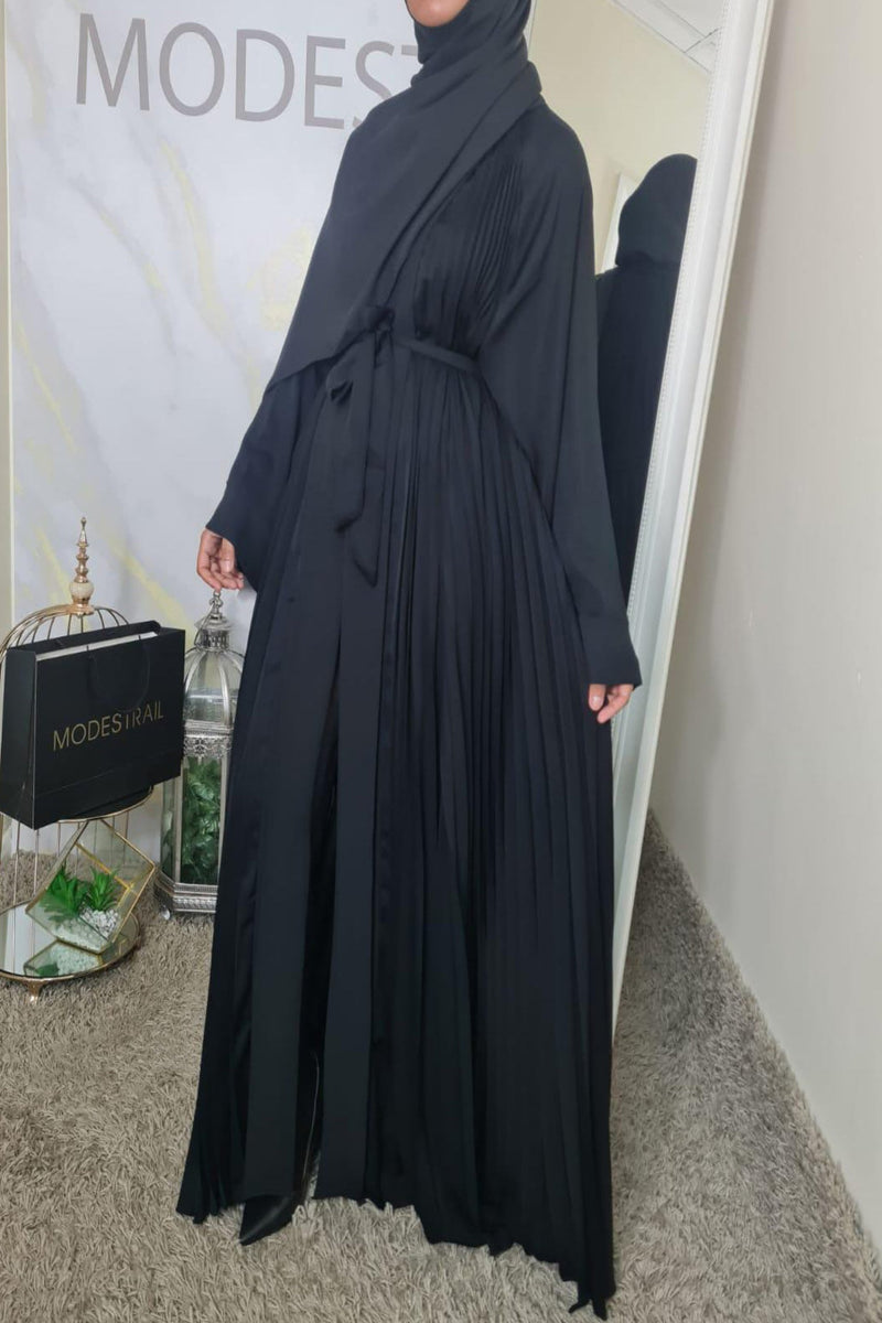 Black Pleated front open Abaya